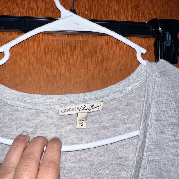 Express one eleven top - Picture 3 of 3